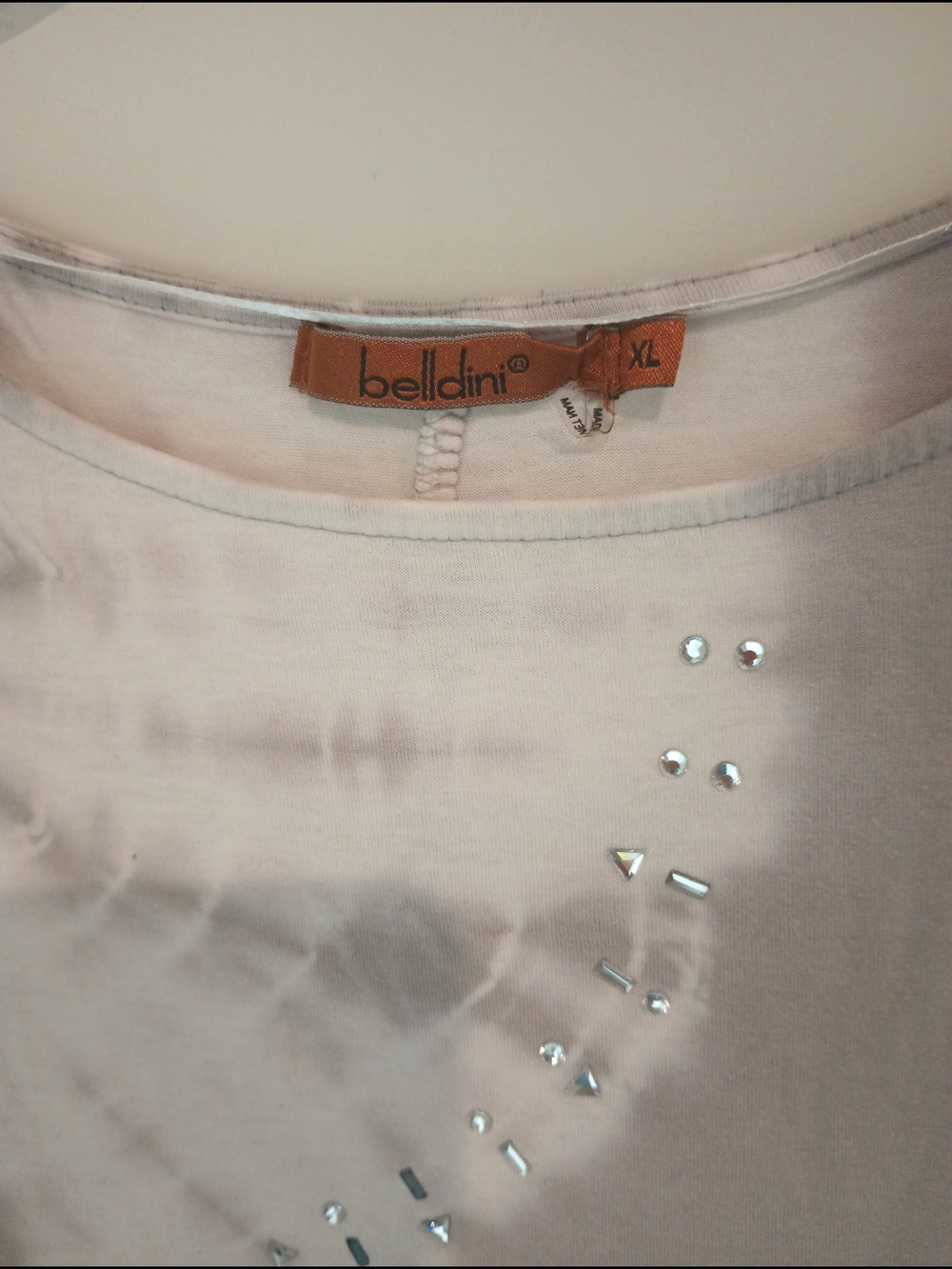 Belldini Gray and White Tie-Dye Short Sleeve Tunic with Stud Accents - Picture 3 of 6